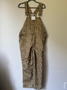 Storia Floral Bib Overalls in Tan and Brown